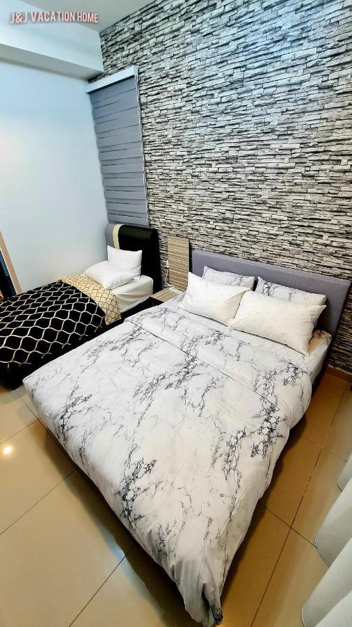 J&J Vacation Home@Novo8 Residence Kampong Tambak Zewnętrze zdjęcie