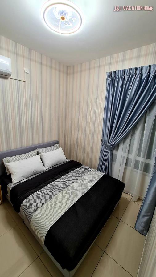 J&J Vacation Home@Novo8 Residence Kampong Tambak Zewnętrze zdjęcie